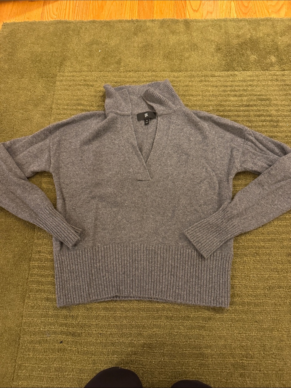 Banana Republic Cashmere Heather Gray Cowl Neck Pullover
